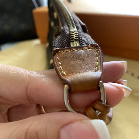 Monogram Riveting Pochette Accessories - Picture 7 of 15